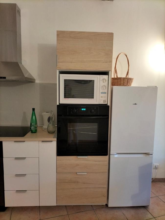 Appartement De Charme Vers Pont du Gard Zewnętrze zdjęcie