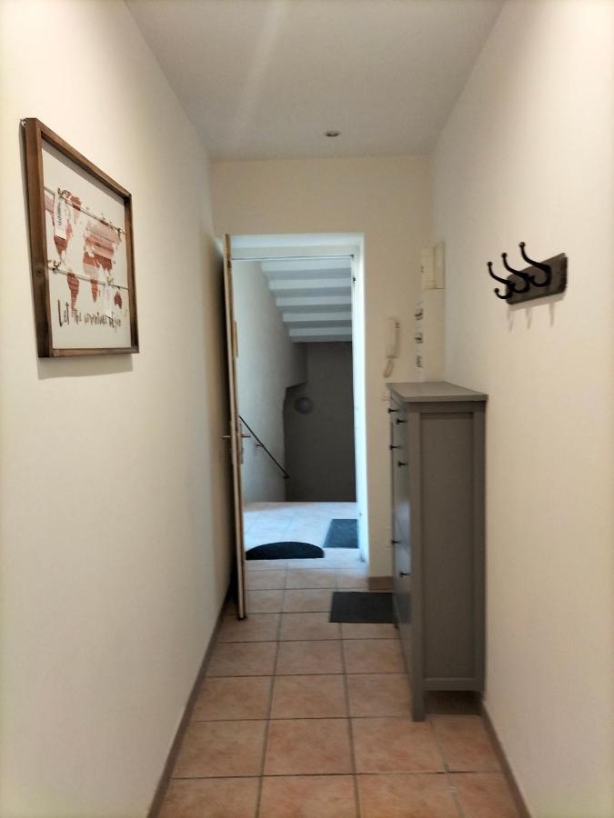 Appartement De Charme Vers Pont du Gard Zewnętrze zdjęcie